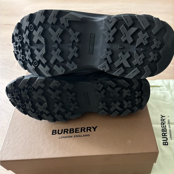 Burberry London AMF Arthur M Story sneakers size EU 48 BNWB - Picture 5 of 6